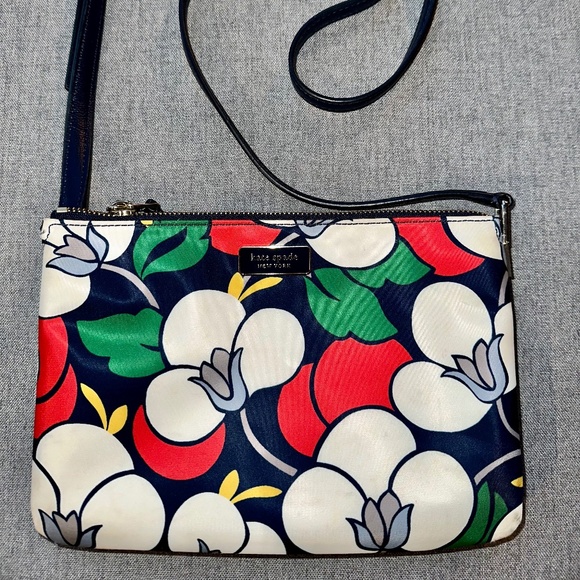 kate spade Bags Kate Spade New York Dawn Triple Gusset Crossbody Poshmark